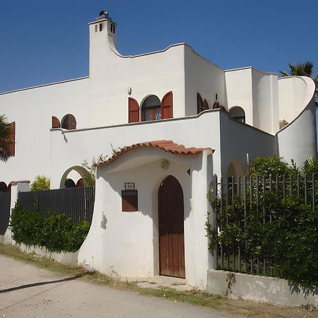 Villa Immersa Nel Verde, Spiaggia A 200M Termoli Eksteriør bilde